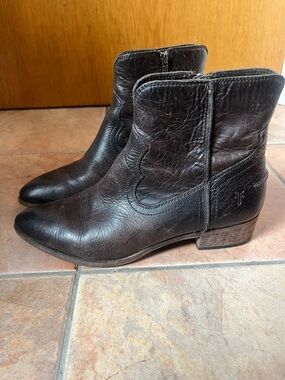 FRYE - Ray Seam Leather Boots
